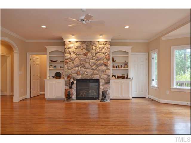8921 O Oneal Road Raleigh, NC 27613 - Photo 5 of 25