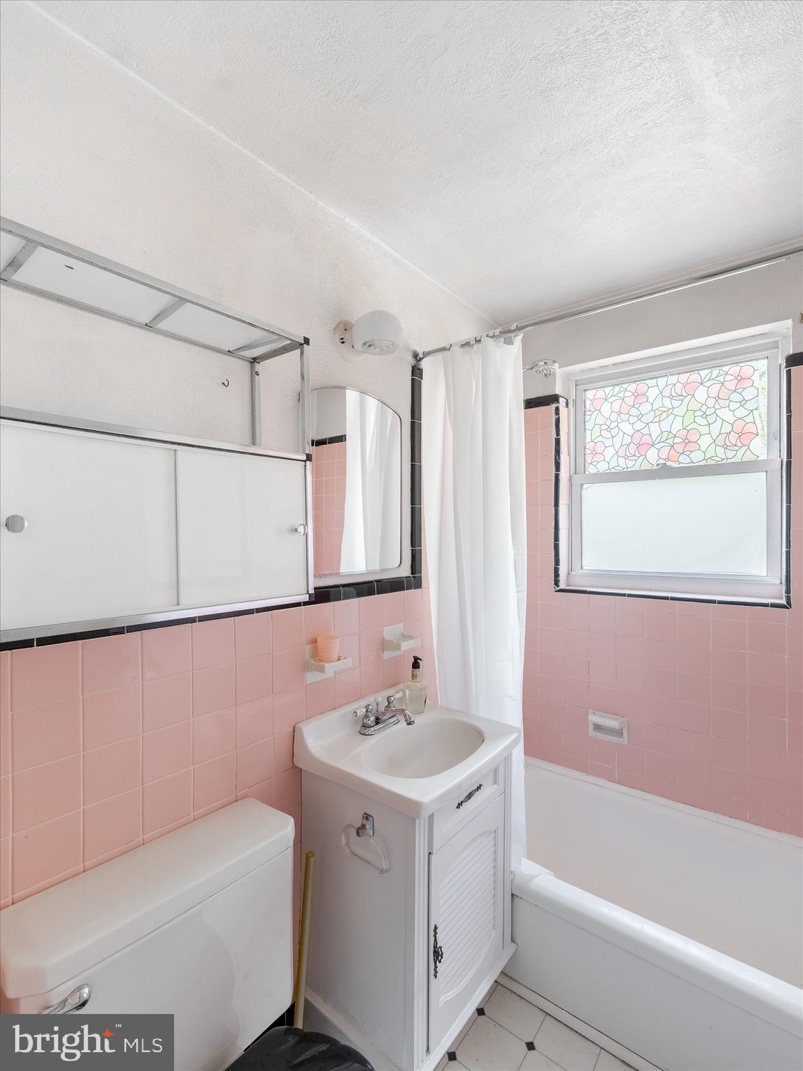 2023 Wharton Road Glenside, PA 19038 - Photo 17 of 26