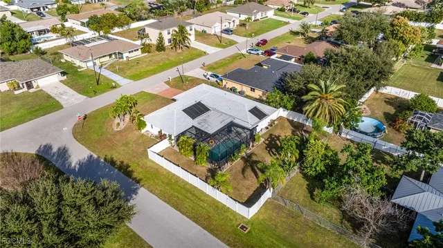 $450,000 | 1302 Southeast 18th Street, Cape Coral, FL 33990