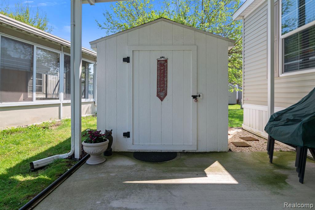 303 Toucan Street Rochester, MI 48309 - Photo 20 of 21
