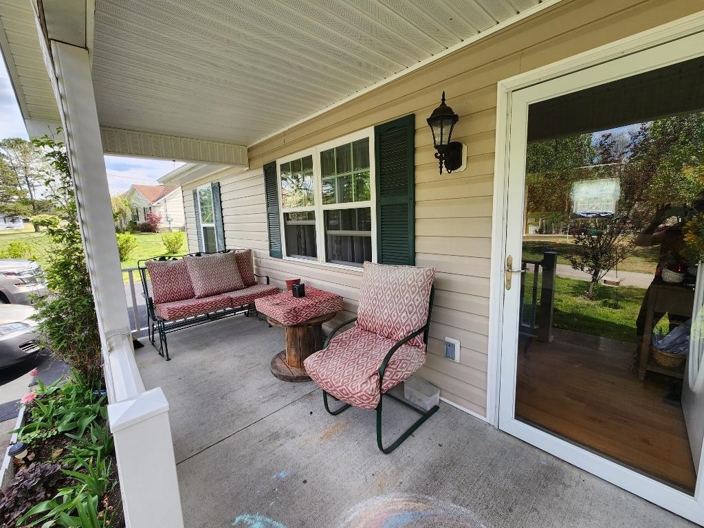 330 Silverhawk Road Olive Hill, KY 41164 - Photo 2 of 15