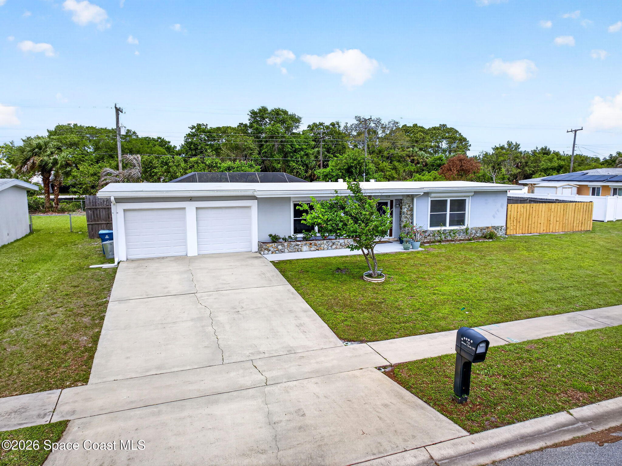 713 James Circle Palm Bay, FL 32905 - Photo 6 of 53 Front View