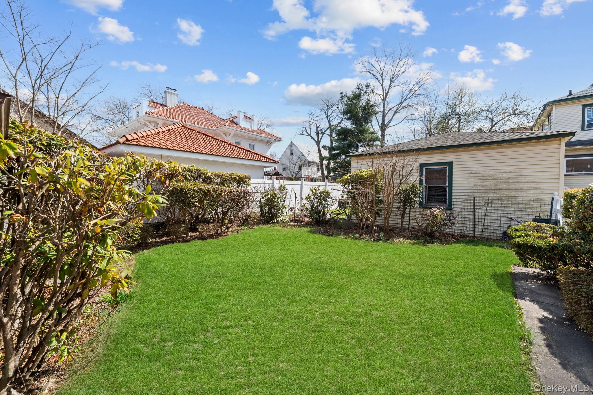 138-39 227th Street Queens, NY 11413 - Photo 16 of 20