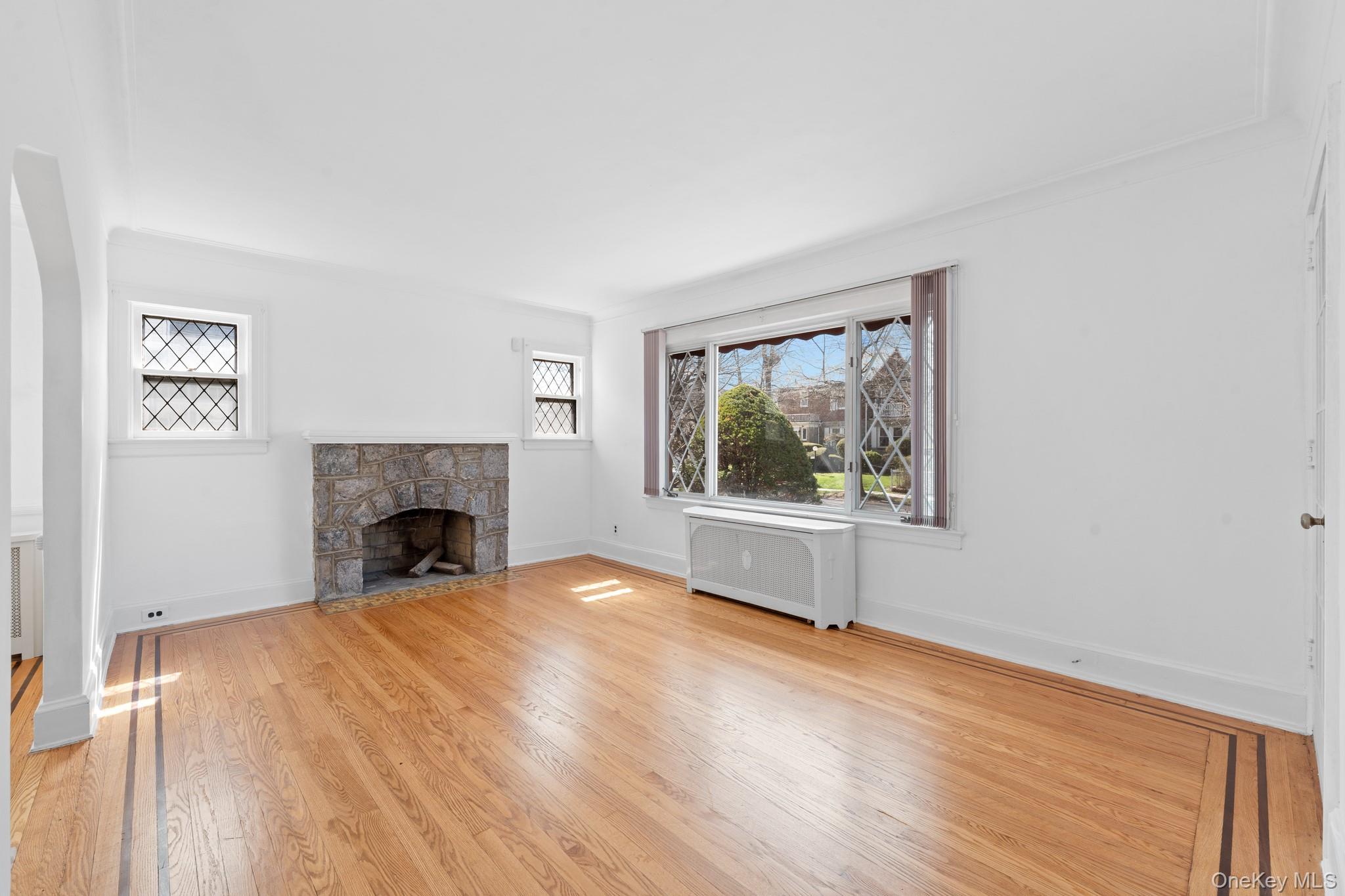 138-39 227th Street Queens, NY 11413 - Photo 3 of 20