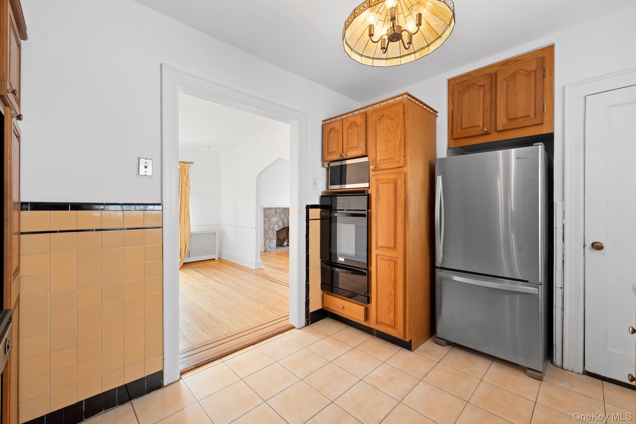 138-39 227th Street Queens, NY 11413 - Photo 8 of 20