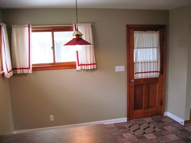 1887 Nelson Road Lancaster, OH 43130 - Photo 5 of 17 Gallery Image 5
