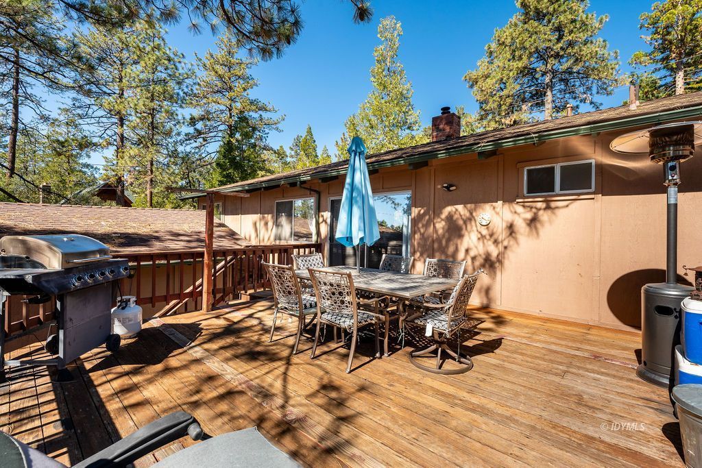 25580 Fir Street Idyllwild, CA 92549 - Photo 33 of 48 a view of backyard with outdoor seating and plants
