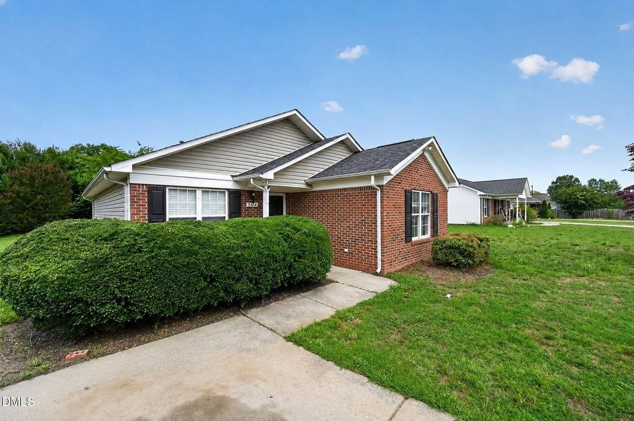 904 Rauhut Street Burlington, NC 27217 - Photo 2 of 38 Front View