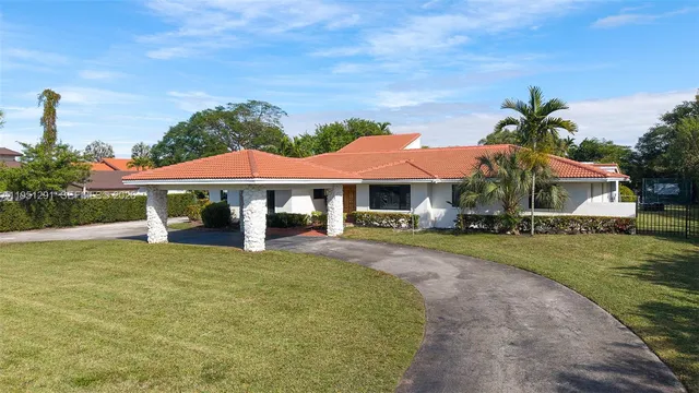 $2,400,000 | 2701 Southwest 113th Avenue, Miami, FL 33165