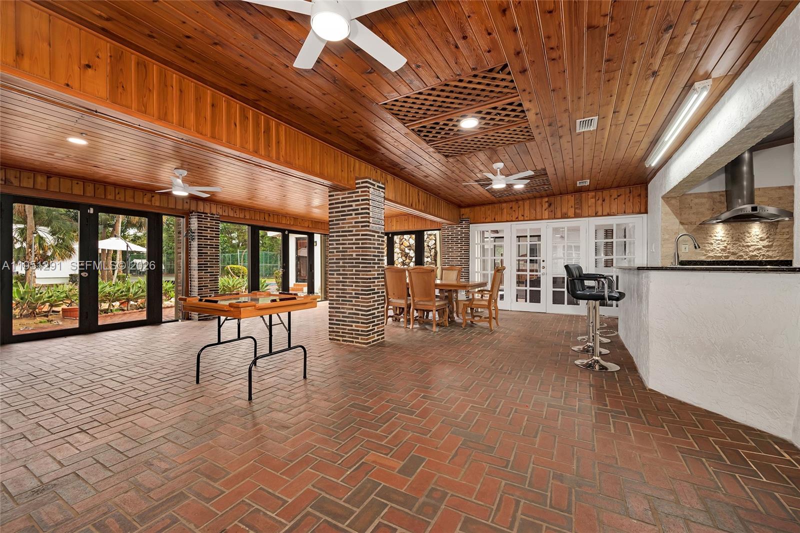 2701 Southwest 113th Avenue Miami, FL 33165 - Photo 13 of 36