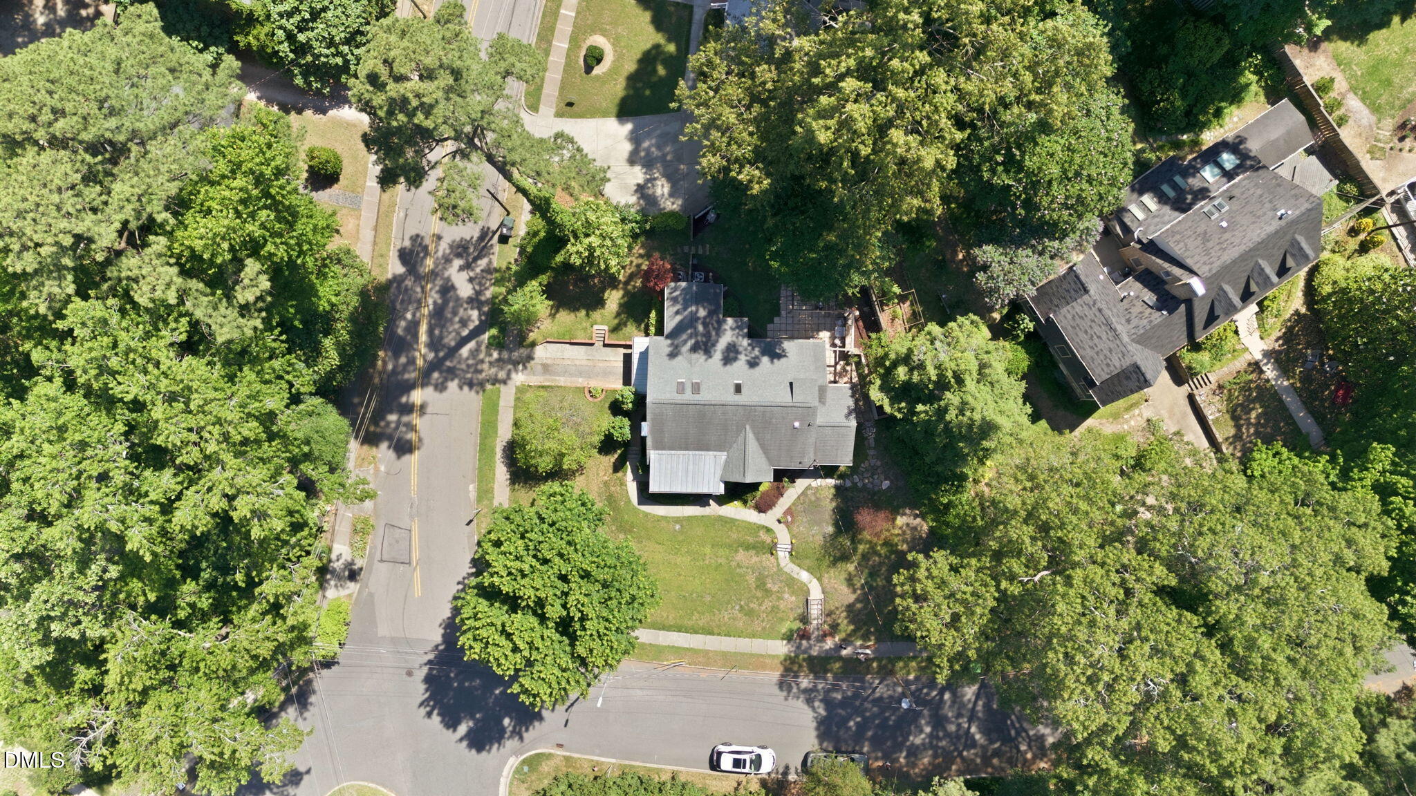 2701 Van Dyke Avenue Raleigh, NC 27607 - Photo 7 of 54
