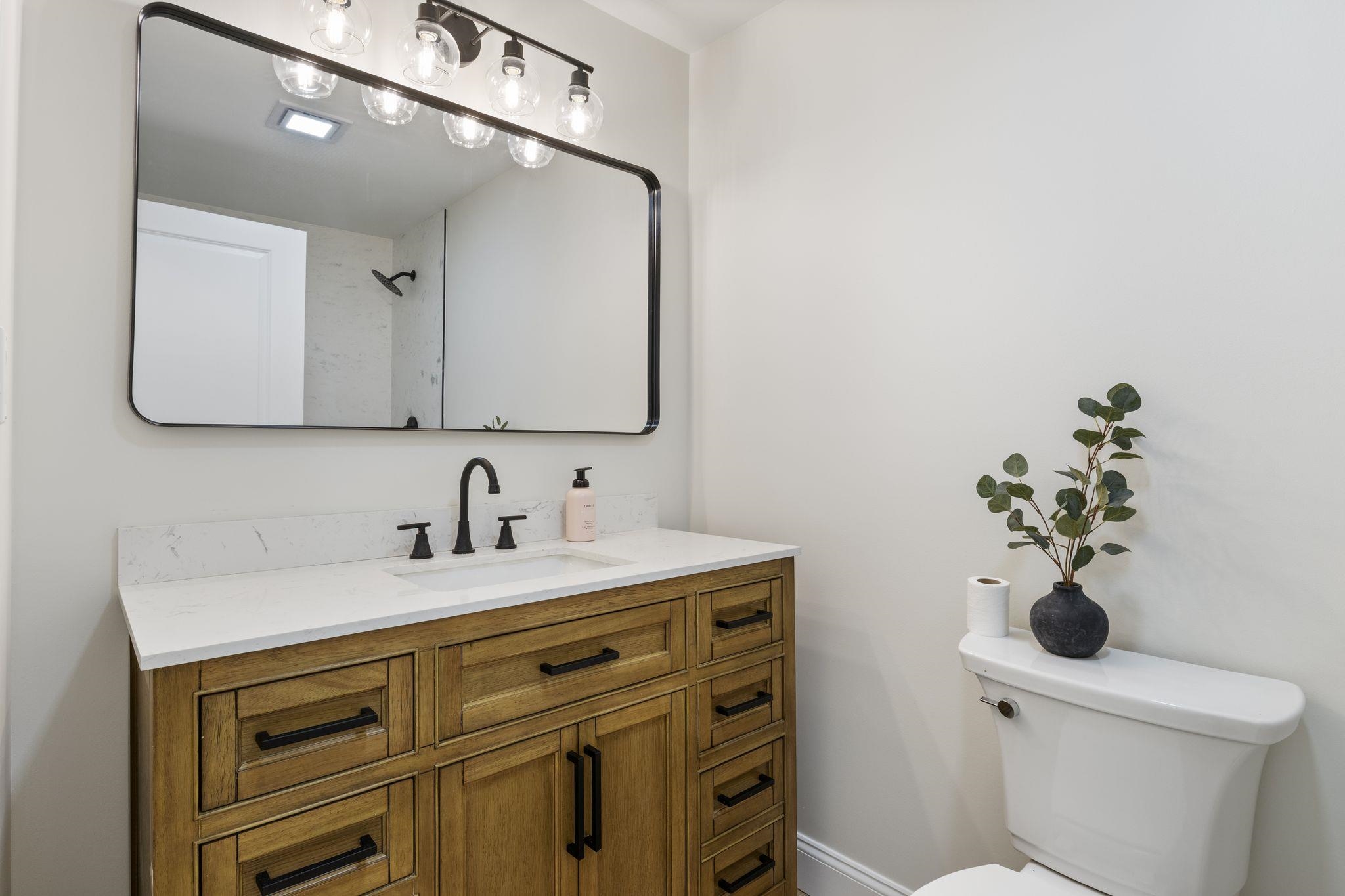 11 Bond Street Hudson, NH 03051 - Photo 19 of 55