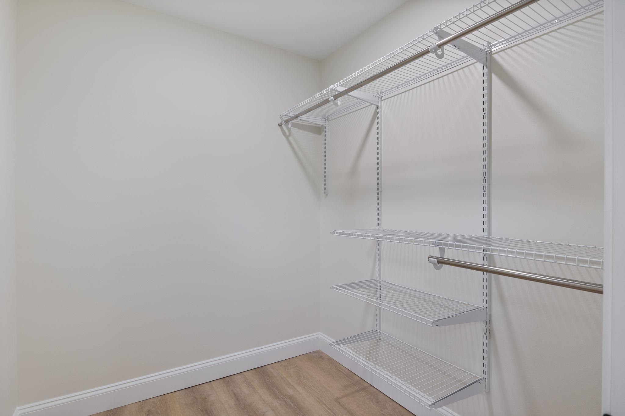 11 Bond Street Hudson, NH 03051 - Photo 28 of 55