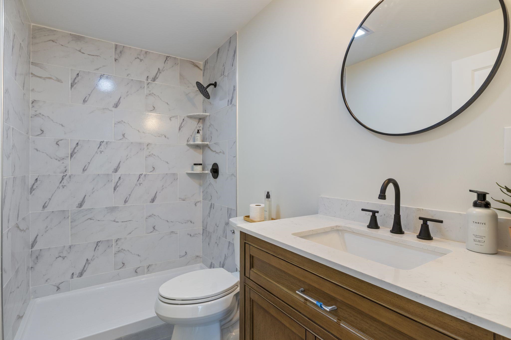 11 Bond Street Hudson, NH 03051 - Photo 29 of 55