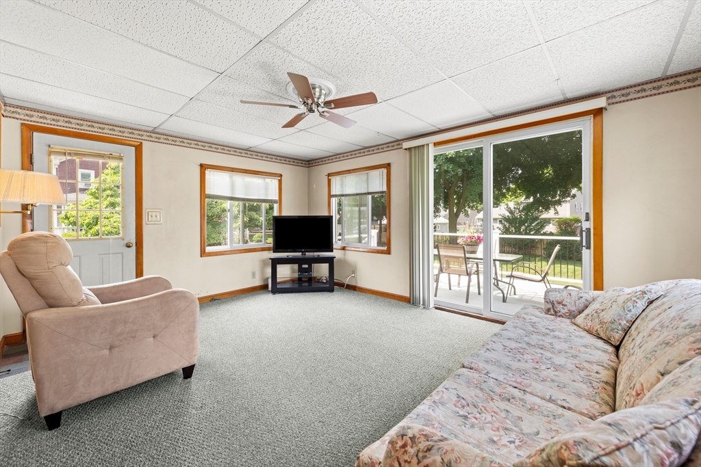6 Margaret Road Peabody, MA 01960 - Photo 11 of 31 Gallery Image 11
