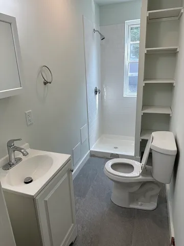 $3,800 | 506 East Broadway, Unit 2, Boston, MA 02127