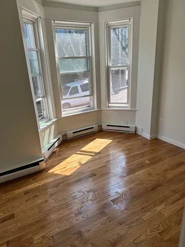 $3,800 | 506 East Broadway, Unit 2, Boston, MA 02127