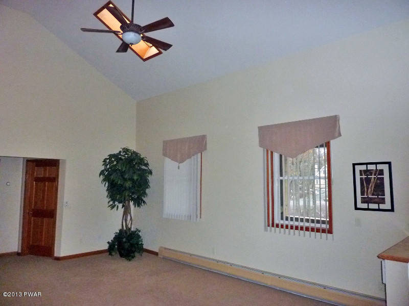 201 Maple Ridge Drive Hawley, PA 18428 - Photo 9 of 52