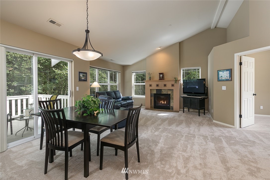 714 228th Street Southwest, Unit 203 Bothell, WA 98021 - Photo 5 of 17 Gallery Image 5