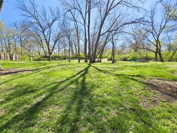 $218,000 | 2 Lincoln Drive, Mount Vernon, IL 62864