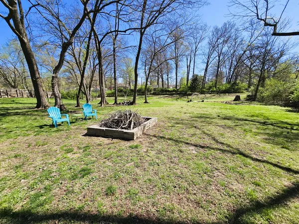 $218,000 | 2 Lincoln Drive, Mount Vernon, IL 62864