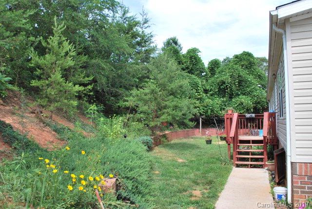422 Randall Road Marion, NC 28752 - Photo 22 of 27 Gallery Image 22