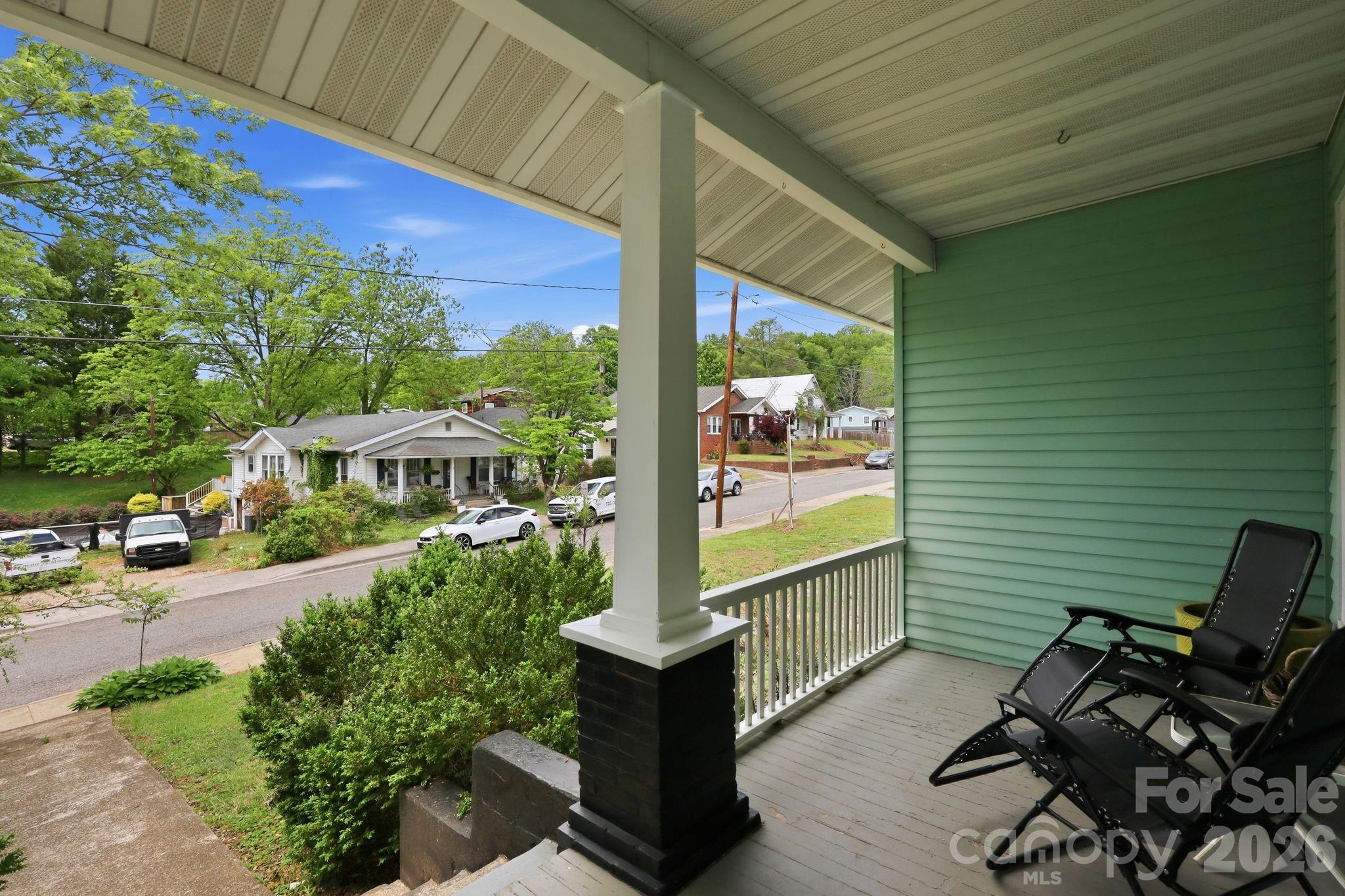 77 Pulliam Street Marion, NC 28752 - Photo 5 of 47