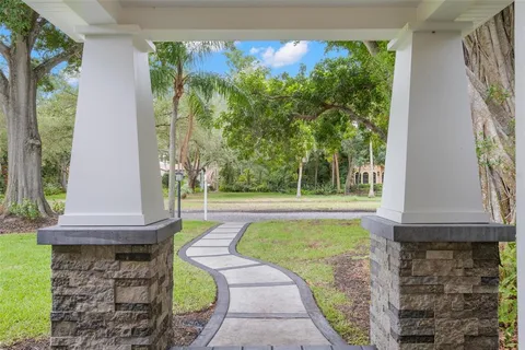 $885,000 | 427 Villa Grande Avenue South, St. Petersburg, FL 33707