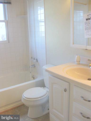 1901 Ridgewick Road Glen Burnie, MD 21061 - Photo 19 of 23 Bath