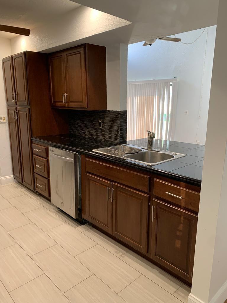 1169 Northwest 13th Street, Unit 9 Boca Raton, FL 33486 - Photo 8 of 21 Photo 8