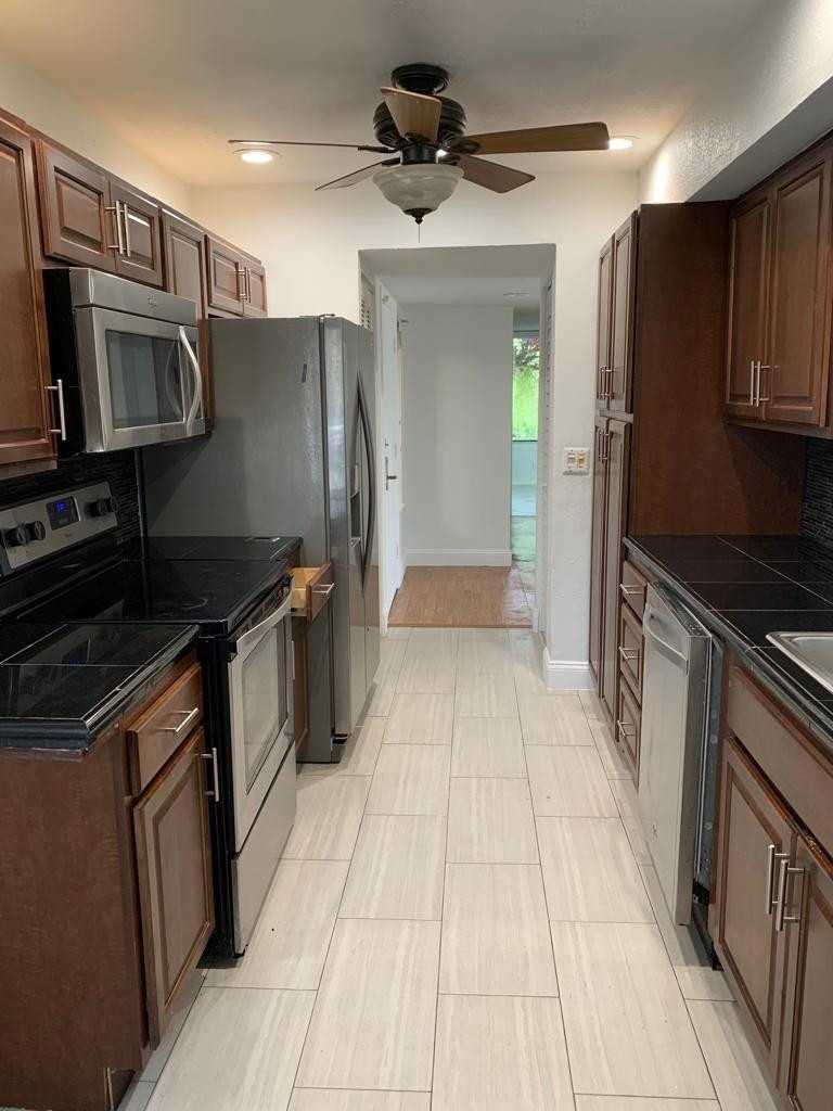 1169 Northwest 13th Street, Unit 9 Boca Raton, FL 33486 - Photo 9 of 21 Photo 9