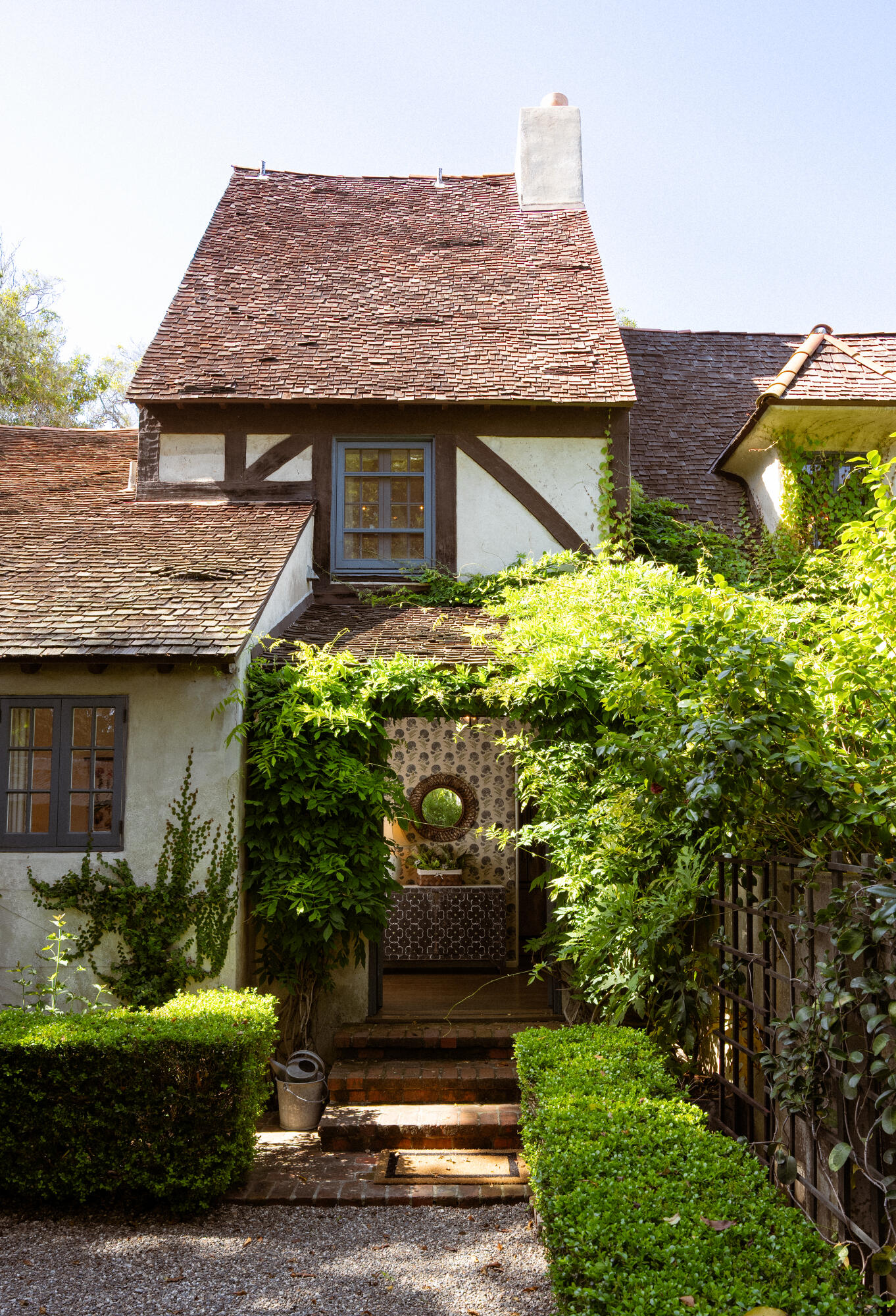 175 Miramar Avenue Montecito, CA 93108 - Photo 12 of 33 a front view of a house with a yard