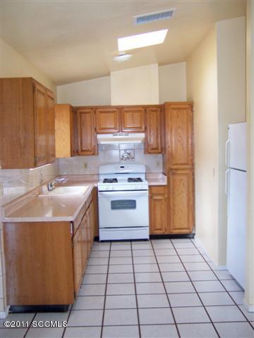 914 Bowi Lane Rio Rico, AZ 85648 - Photo 3 of 10