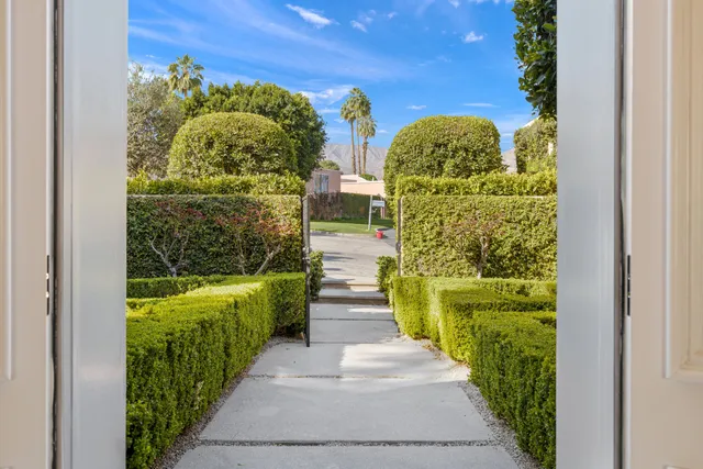 $1,325,000 | 47204 El Agadir, Palm Desert, CA 92260