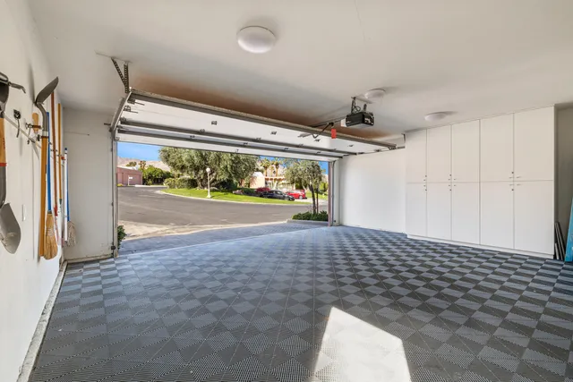 $1,325,000 | 47204 El Agadir, Palm Desert, CA 92260