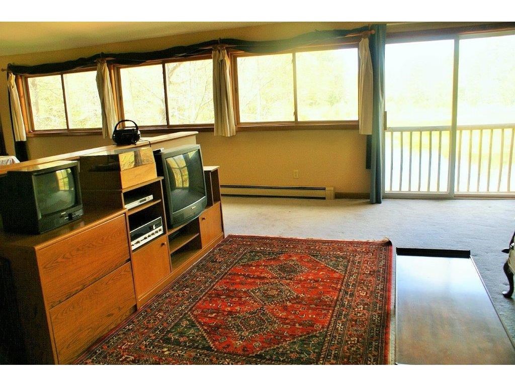 285 Bay Road Farmington, NH 03835 - Photo 4 of 21 Gallery Image 4