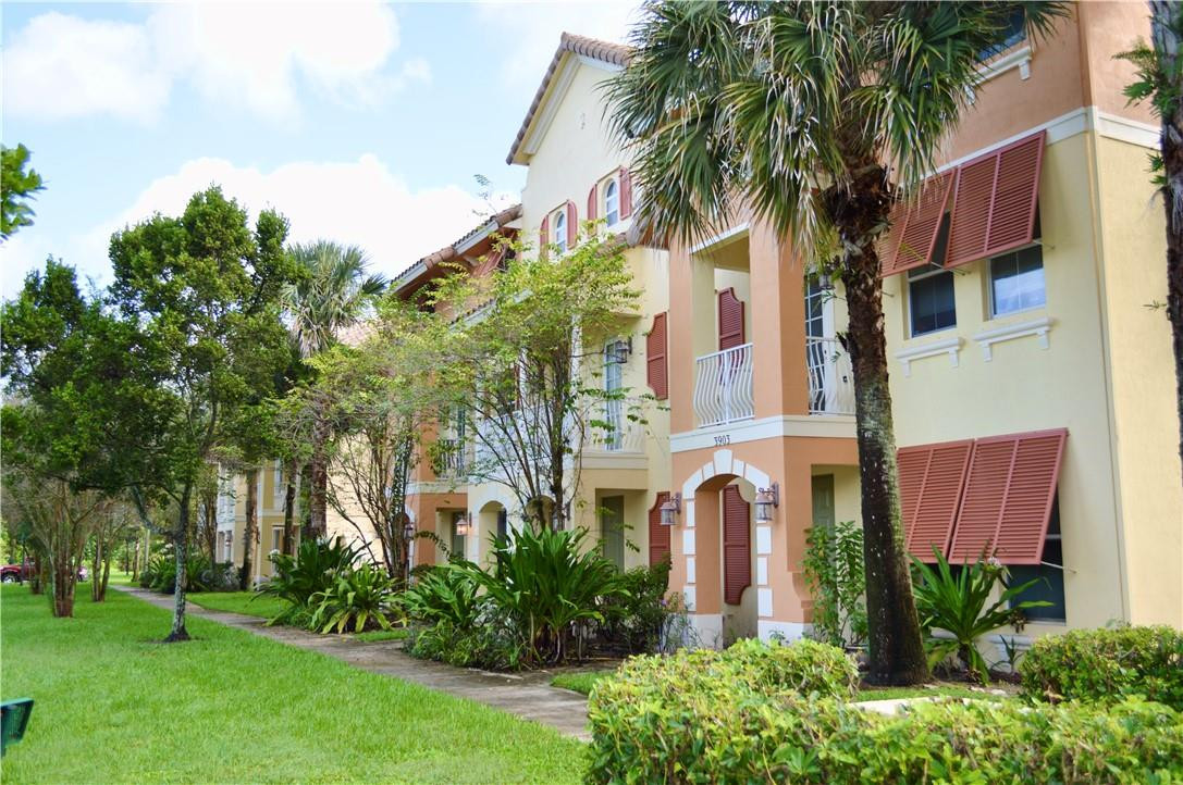 3907 Passion Flower Road, Unit 3907 Coconut Creek, FL 33073 - Photo 2 of 33 Photo 2