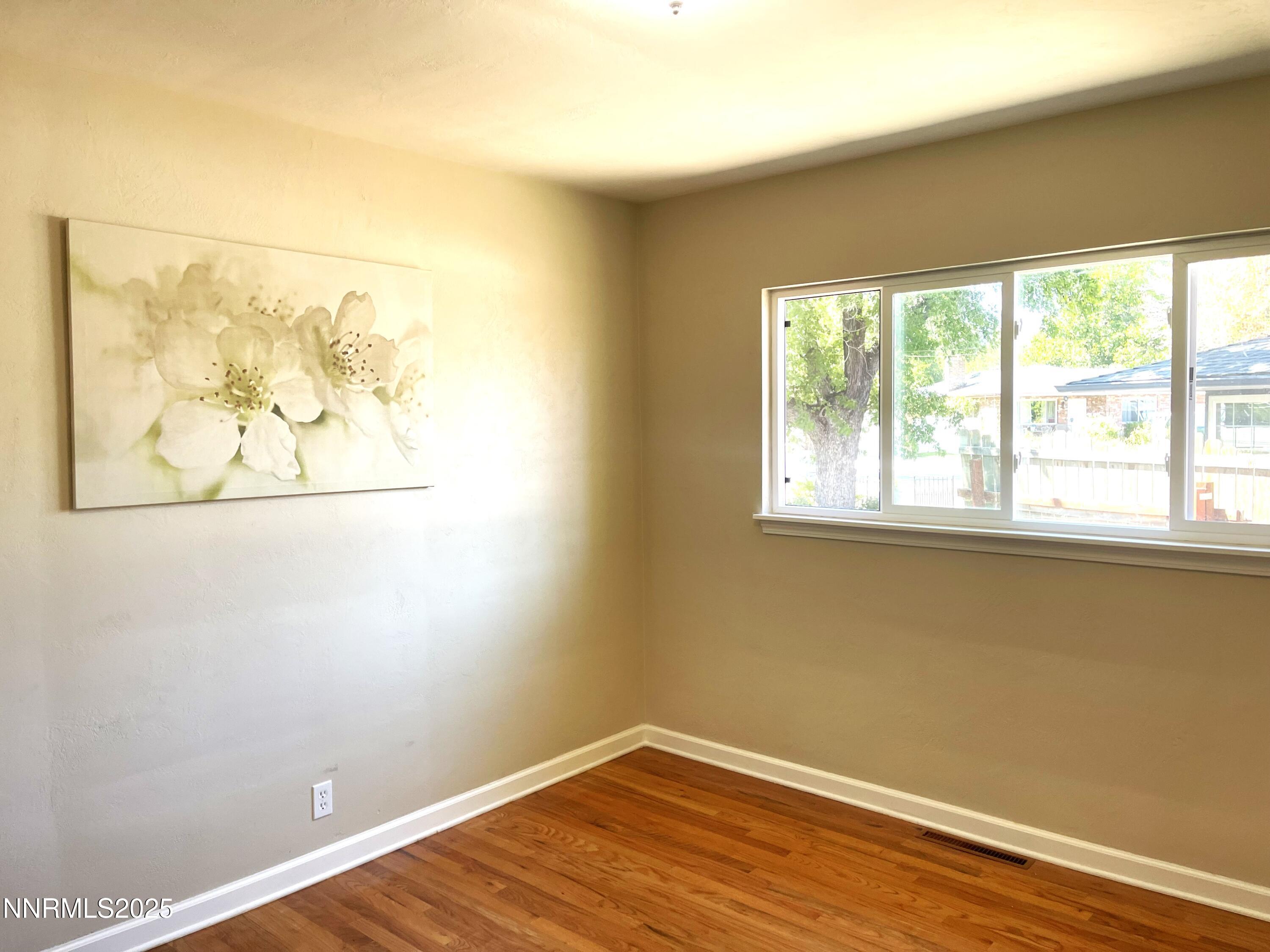 2485 Riviera Street Reno, NV 89509 - Photo 8 of 17 IMG_8849