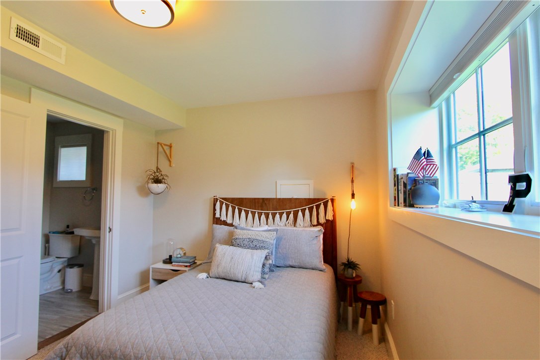 24 Ellery Road Newport, RI 02840 - Photo 18 of 30