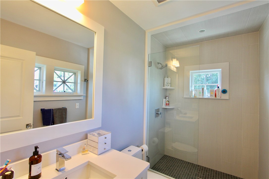 24 Ellery Road Newport, RI 02840 - Photo 7 of 30