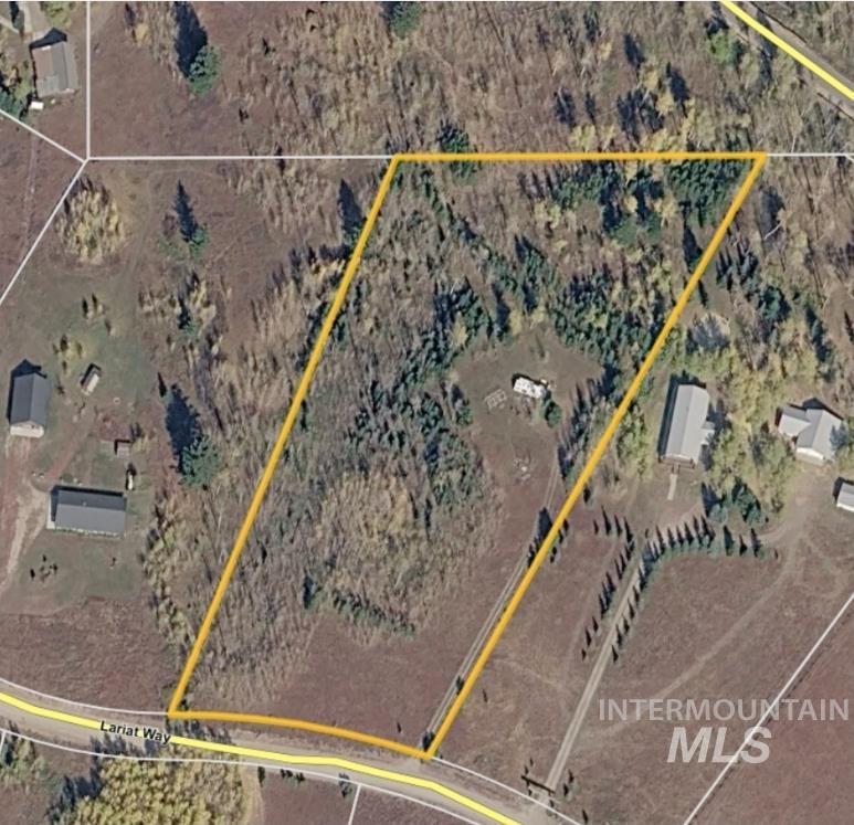4148 Lariat Way Island Park, ID 83429 - Photo 2 of 7