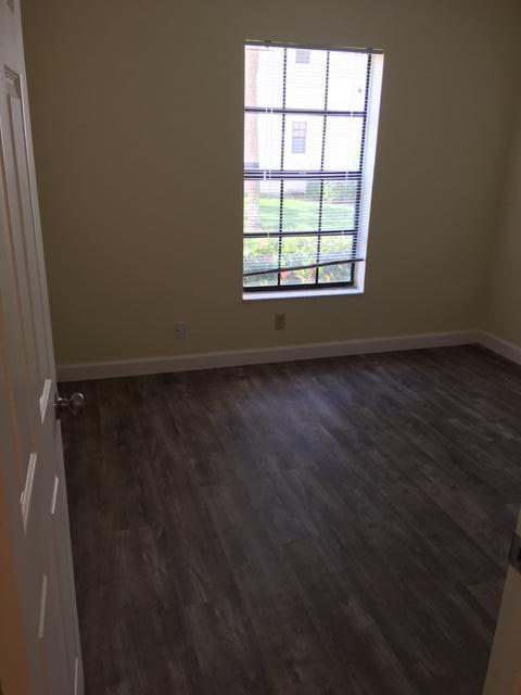 321 Olivewood Place, Unit O121 Boca Raton, FL 33431 - Photo 4 of 13 GUEST BEDRM