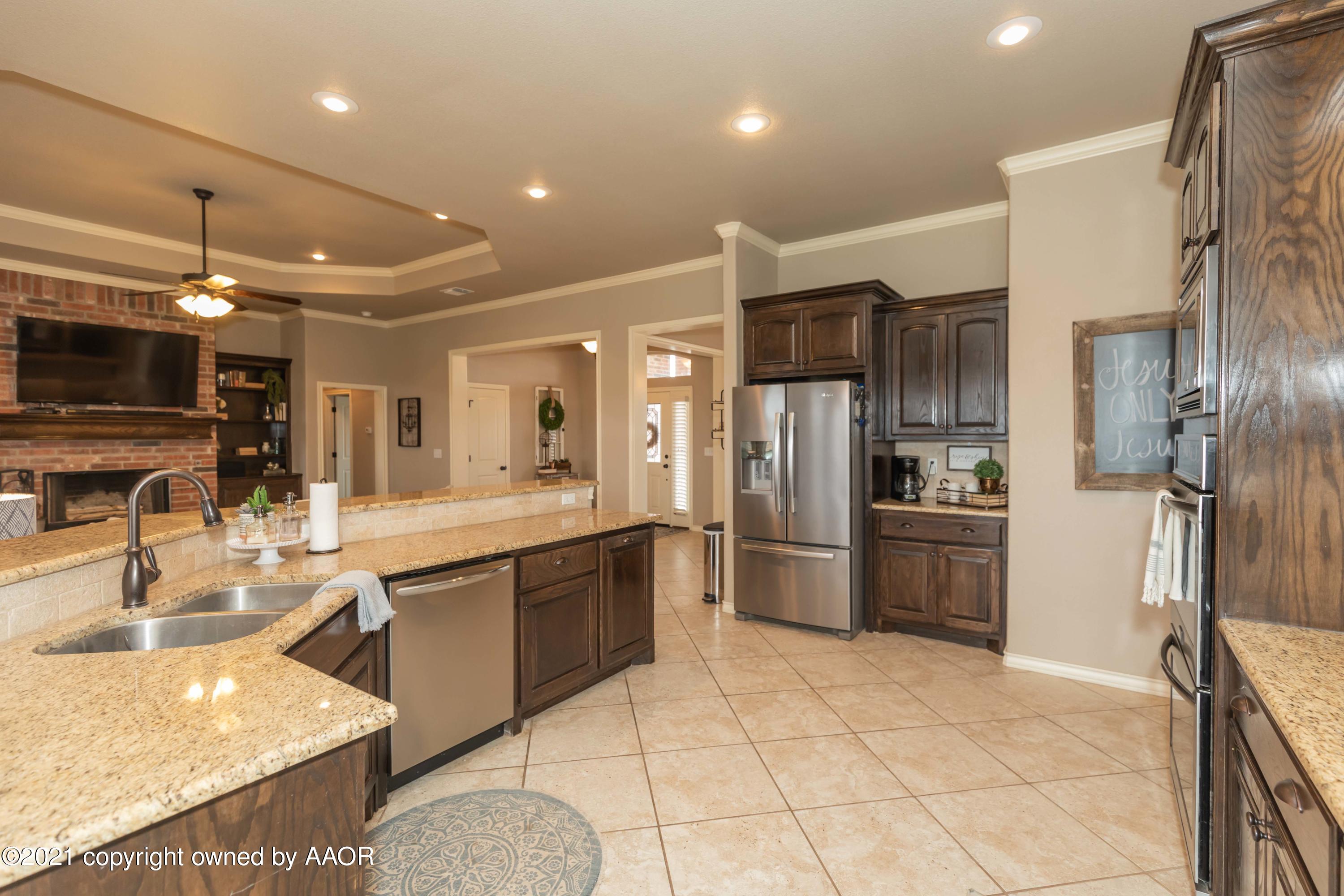 18201 Stone Creek Road Amarillo, TX 79124 - Photo 11 of 57 KITCHEN VIEW 1