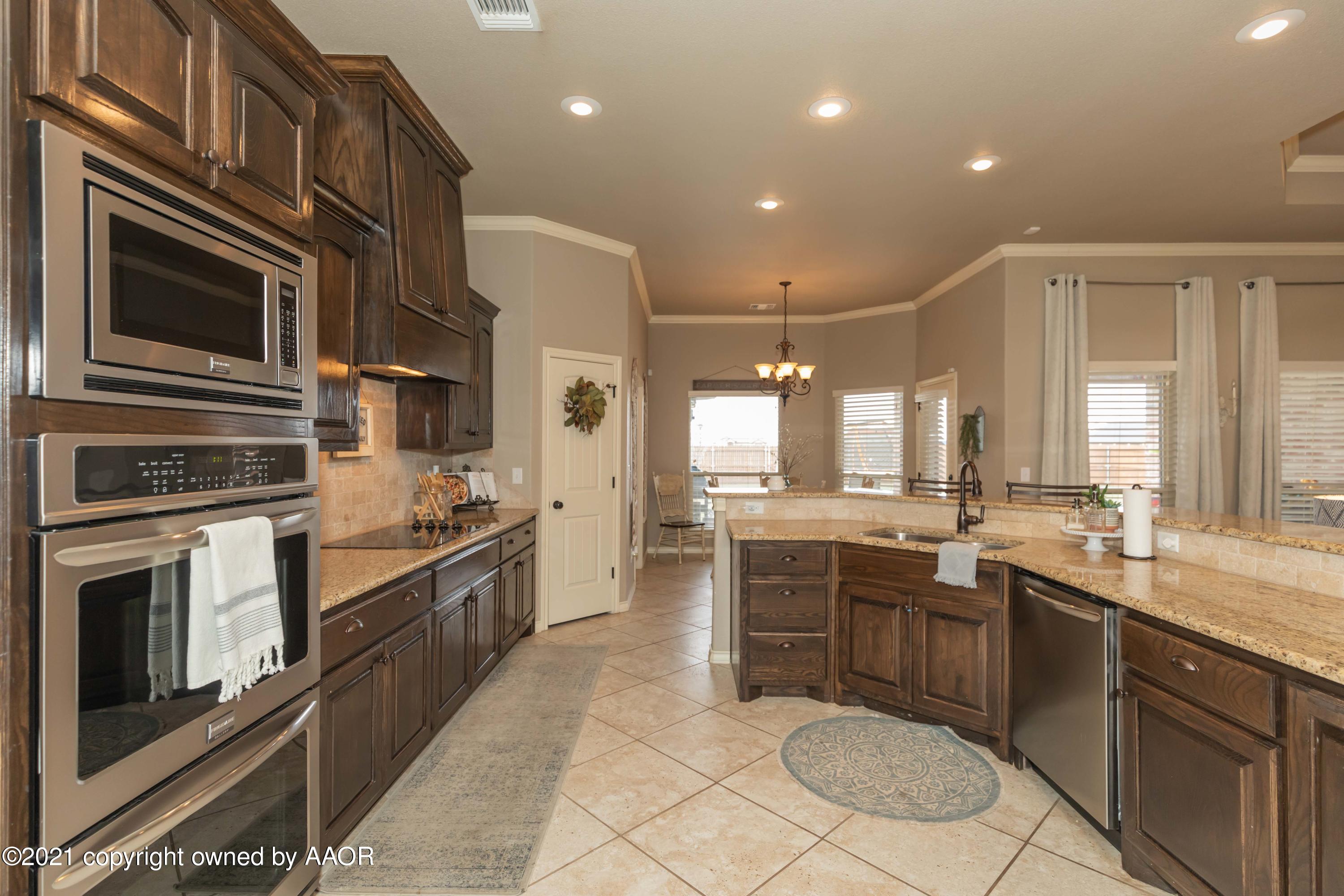 18201 Stone Creek Road Amarillo, TX 79124 - Photo 14 of 57 KITCHEN VIEW 4
