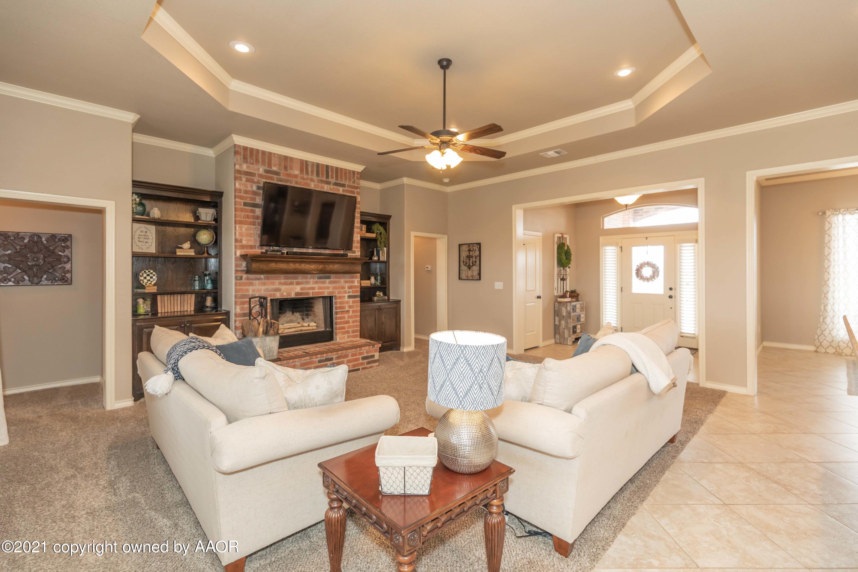 18201 Stone Creek Road Amarillo, TX 79124 - Photo 7 of 57 LIVING ROOM VIEW 1