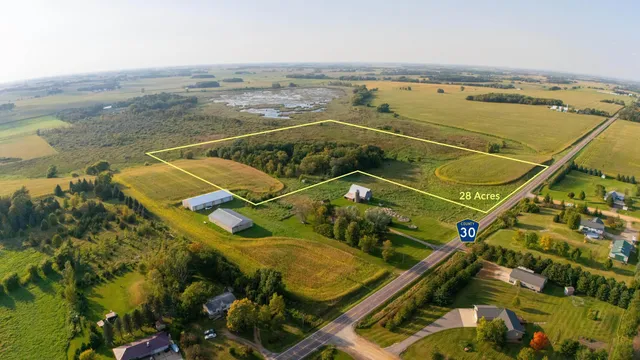 $365,000 | 31212-28 A 181st Avenue, New Prague, MN 56071