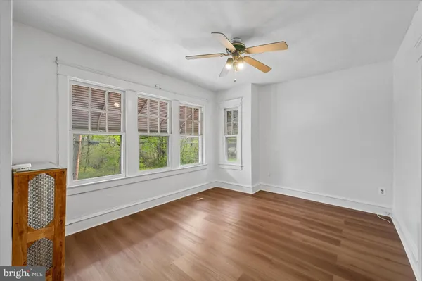 $189,000 | 1008 East 18th Street, Chester, PA 19013