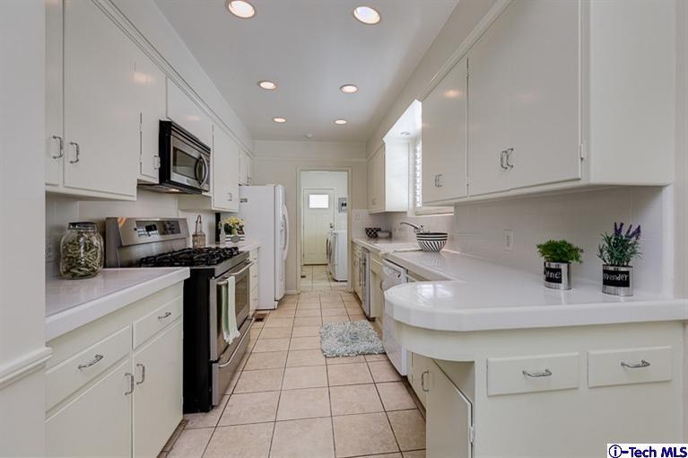 116 San Miguel Road Pasadena, CA 91105 - Photo 10 of 27 Additional Photo