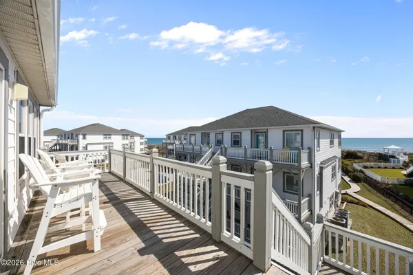 $649,000 | 2903 Pointe W Drive, Unit A, Emerald Isle, NC 28594