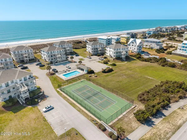 $649,000 | 2903 Pointe W Drive, Unit A, Emerald Isle, NC 28594